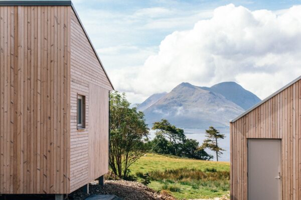 thisPost.thumbnail.alt